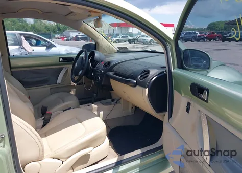 2008 Volkswagen New Beetle S from USA, damaged, VIN 3VWPW31CX8M517285